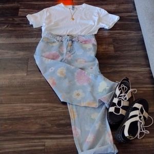 FLORAL JEANS